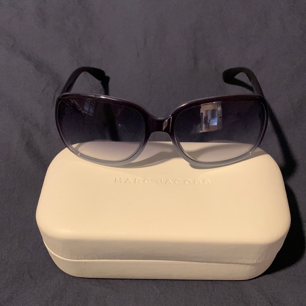 Marc Jacobs Sunglasses (Used once)